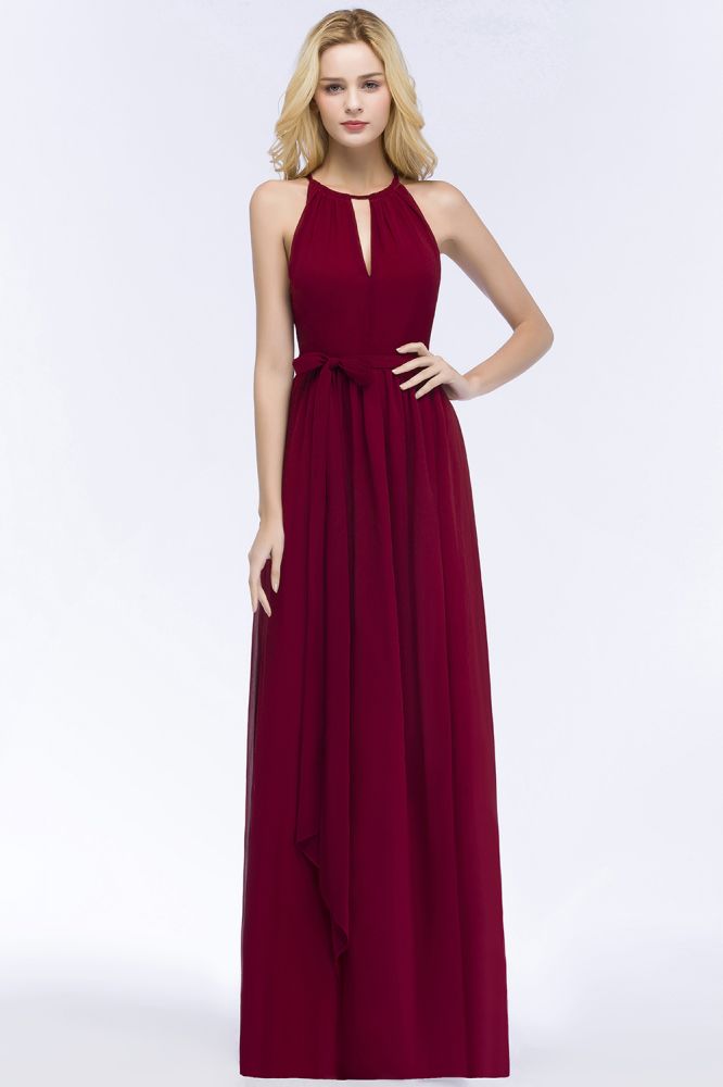 Vestidos de dama de honor burdeos, corte línea A, largos hasta el suelo, con cuello halter y fajín con lazo.