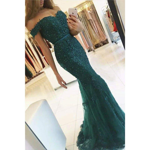 Robe de bal sirène bordeaux en dentelle et perles, épaules dénudées 