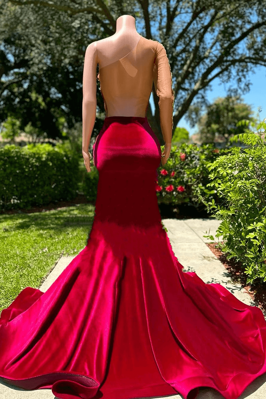Burgundy One Shoulder Long Sleeve Mermaid Prom Dresses With Appliques