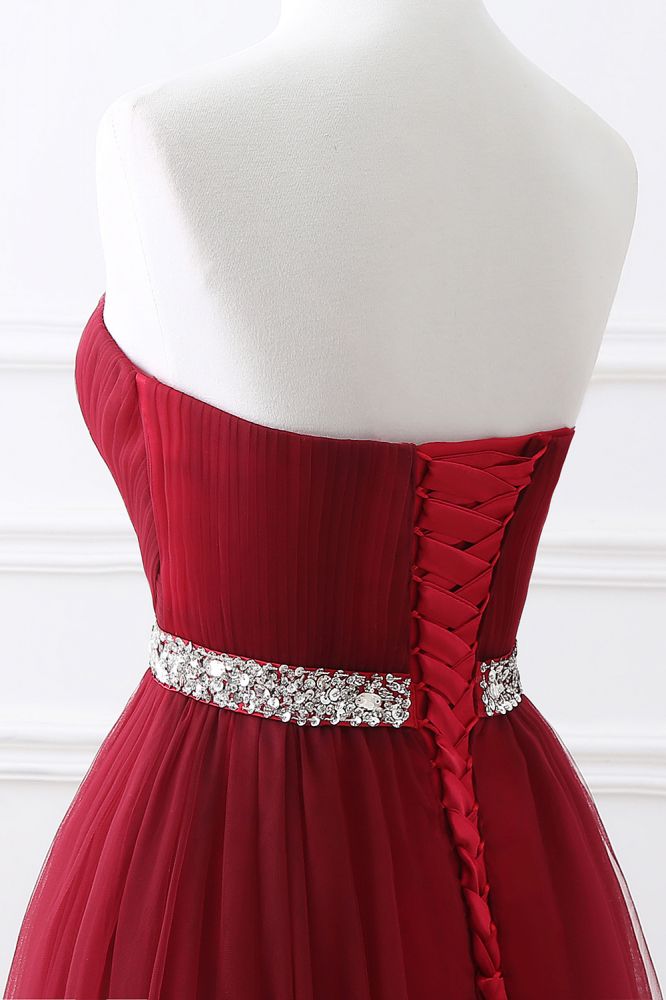 Robe de bal bordeaux en tulle, coupe trapèze, décolleté cœur