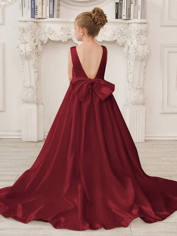 Robe de demoiselle d'honneur princesse sans manches en satin, coupe trapèze, avec traîne et nœud. 