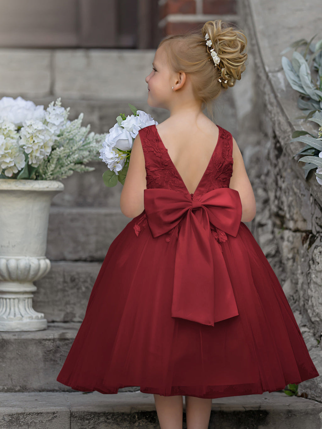 Robe de demoiselle d'honneur sans manches en dentelle et tulle, longueur genou 