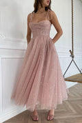 Vestido de fiesta de corte A con tirantes finos, color rosa pálido y largo hasta la rodilla