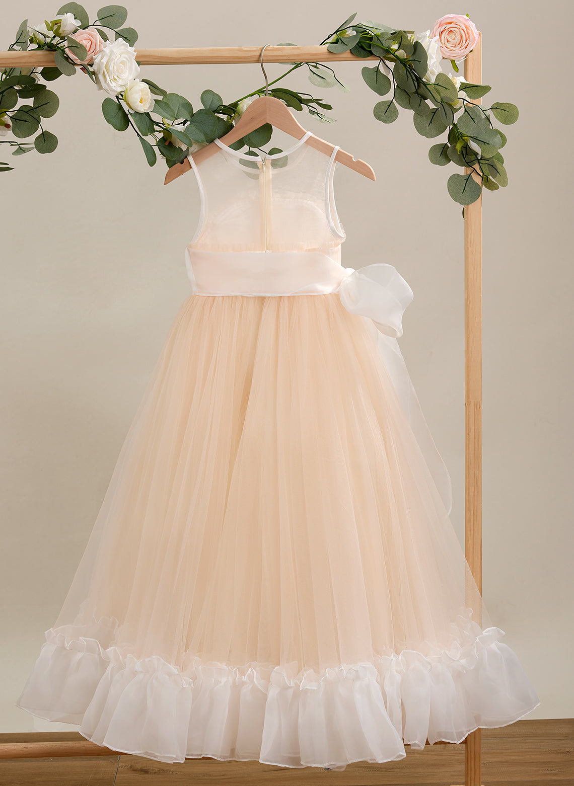 Vestido rosa de corte A, largo hasta el suelo, de tul y organza (010226975) 