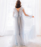 Vestido de tul azul claro para baby shower para mamá