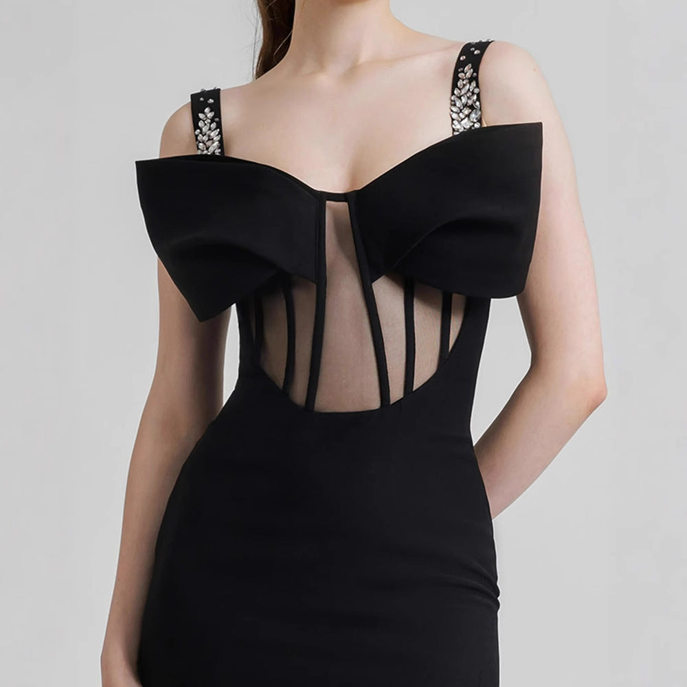 Vestido de graduación elegante con tirantes de diamantes, lazo y abertura 