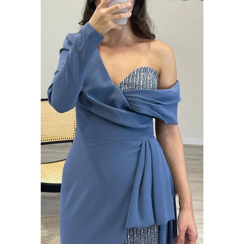 Robe de bal longue sexy asymétrique à perles et col en V 