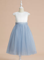 Vestido de niña de las flores para la Primera Comunión, corte en A, satén y tul, hasta la rodilla. 