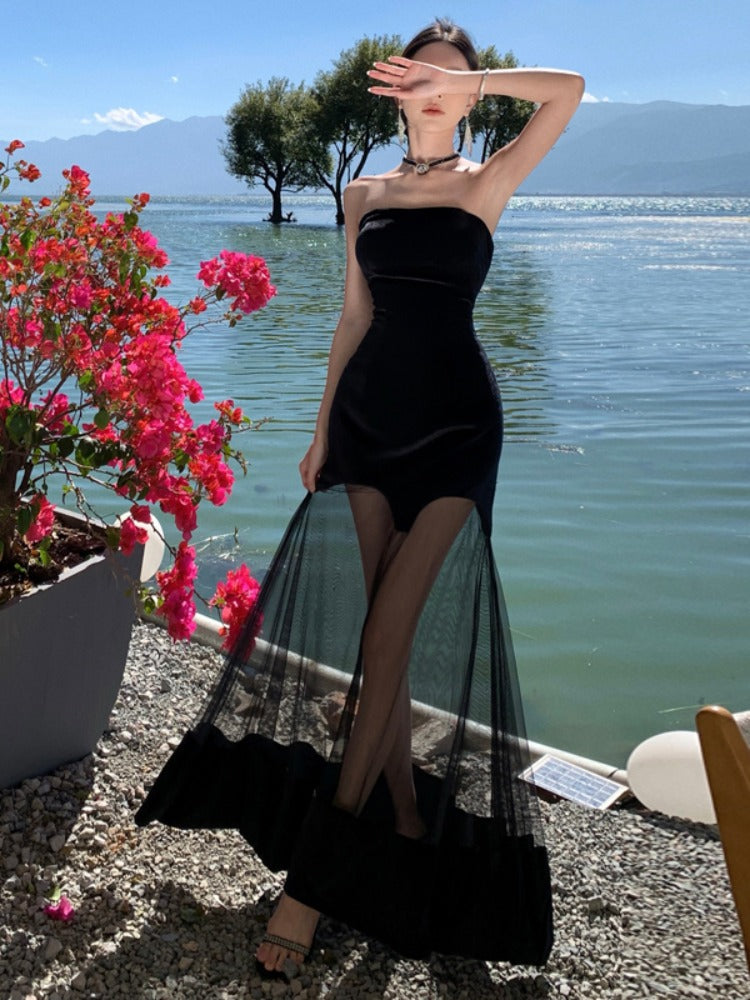 Vestido de noche negro sin tirantes: elegante para ocasiones formales y fiestas en la playa 