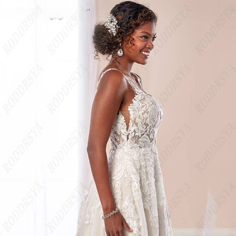 Boho Wedding Dresses Spaghetti Straps A-Line Applique Bride Gowns Sexy Backless Sleeveless Tulle robe de mariée