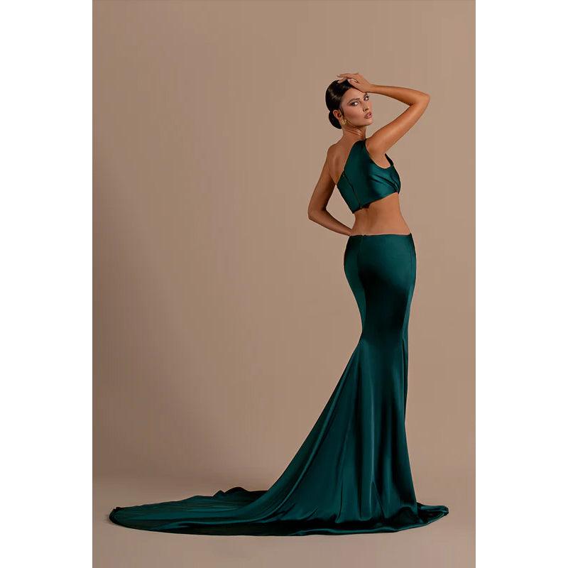 Vestido de noche formal largo de sirena de satén fruncido con un hombro sexy