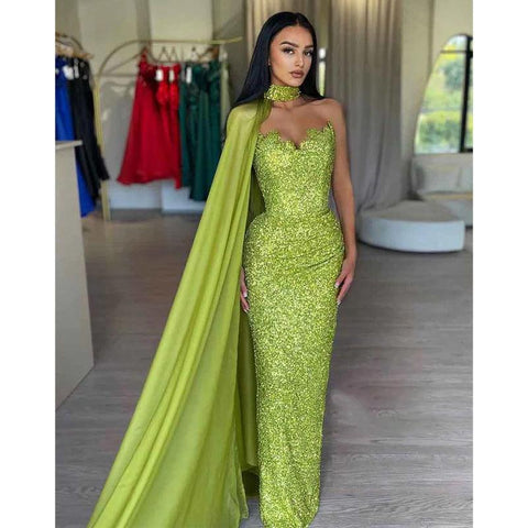 Robe de soirée longue et scintillante à paillettes, coupe fourreau/colonne 