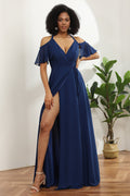 Robe de demoiselle d'honneur bleu marine en mousseline de soie à épaules dénudées et fente