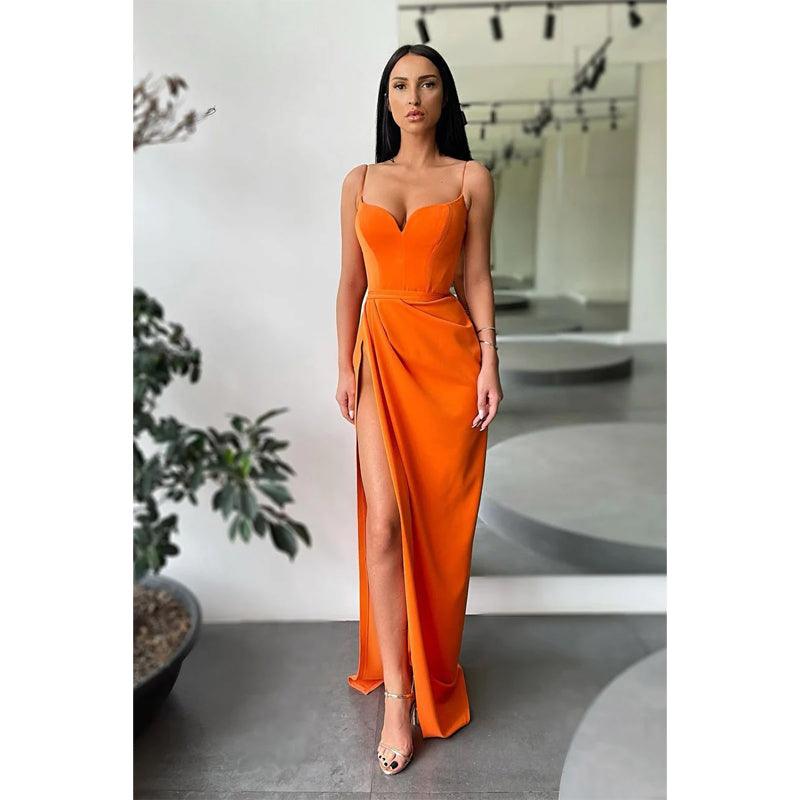 Robe de bal longue fendue à bretelles spaghetti pour femme