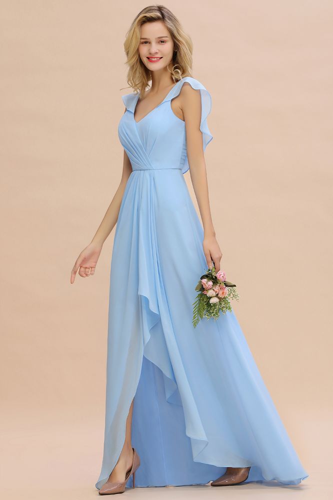 Robe de demoiselle d'honneur trapèze en mousseline à manches courtes et volants, coupe asymétrique, style trapèze, idéale pour un mariage.