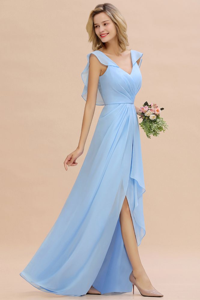 Robe de demoiselle d'honneur trapèze en mousseline à manches courtes et volants, coupe asymétrique, style trapèze, idéale pour un mariage.