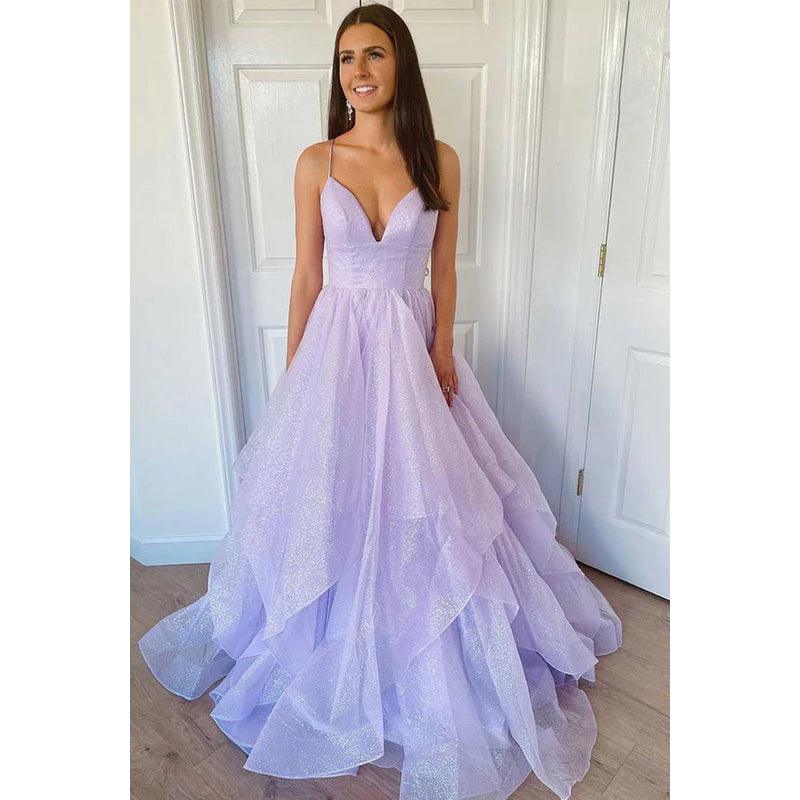 Robe de bal longue trapèze en tulle scintillant à bretelles spaghetti et col en V