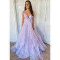 Robe de bal longue trapèze en tulle scintillant à bretelles spaghetti et col en V