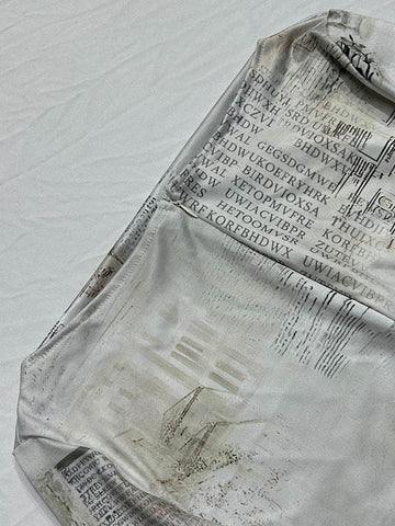 Vestidos largos de noche ajustados de manga larga con estampado, espalda con abertura, escote redondo y abertura lateral. 