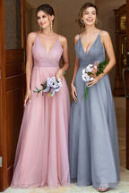 Vestido largo de dama de honor gris y azul con tirantes finos y corte en A