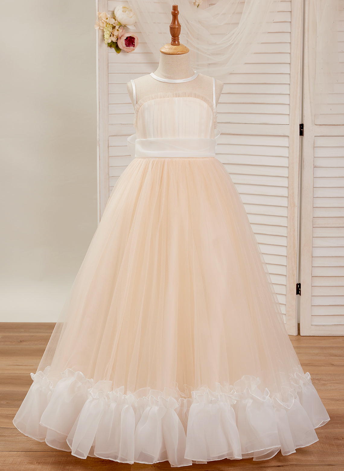 Vestido rosa de corte A, largo hasta el suelo, de tul y organza (010226975) 