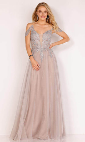 Vestido de graduación con corpiño adornado y hombros descubiertos