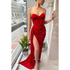 Vestido de noche largo de fiesta de terciopelo fruncido sin tirantes y escote corazón