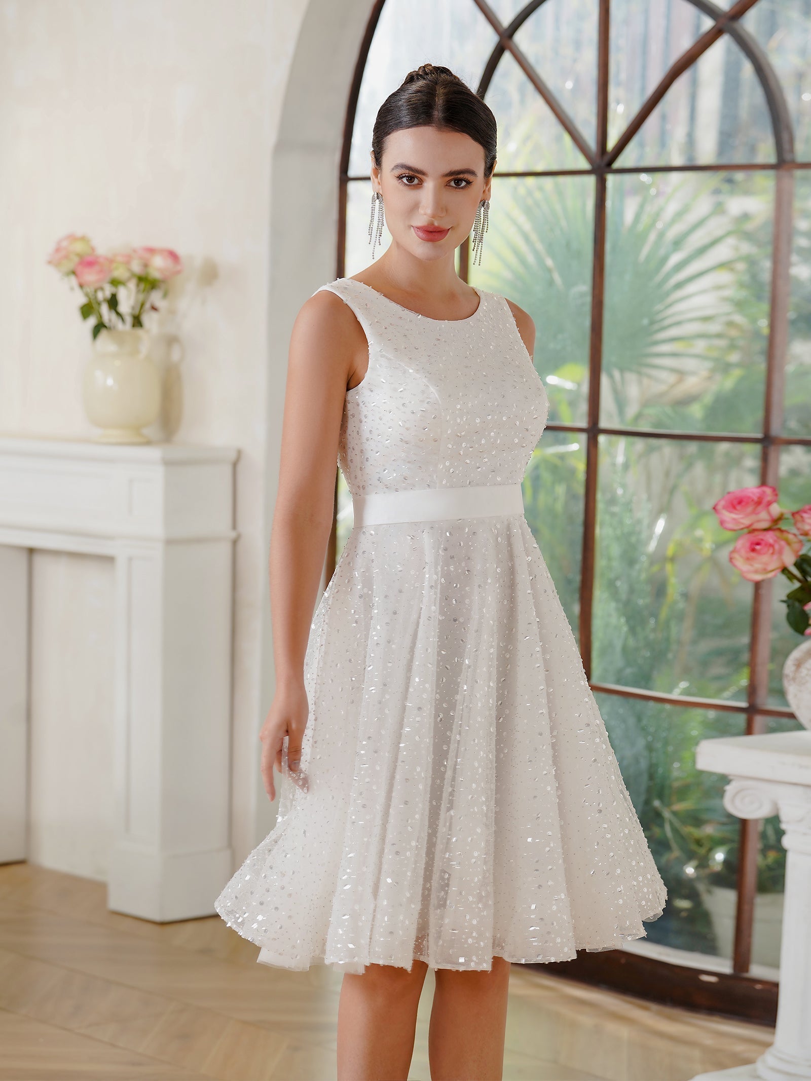 Charmante robe de bal trapèze en tulle polyester sans manches blanc cassé avec paillettes