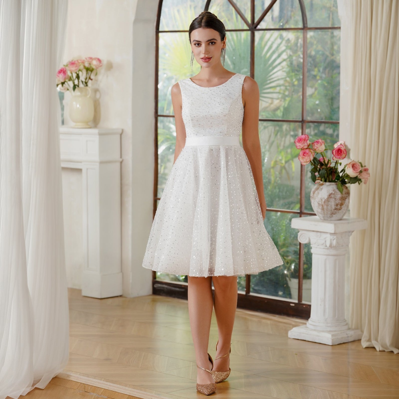 Charmante robe de bal trapèze en tulle polyester sans manches blanc cassé avec paillettes