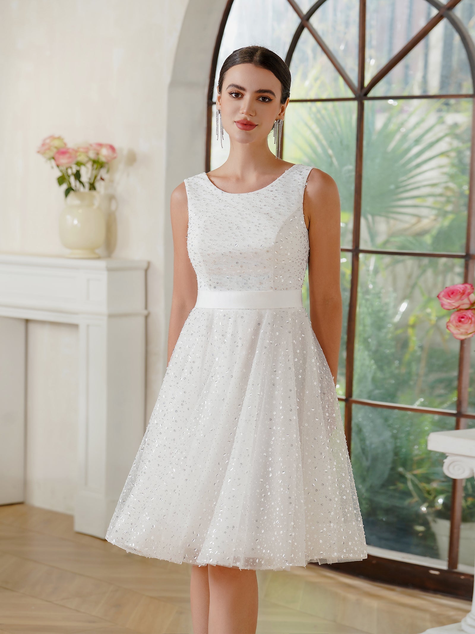 Charmante robe de bal trapèze en tulle polyester sans manches blanc cassé avec paillettes