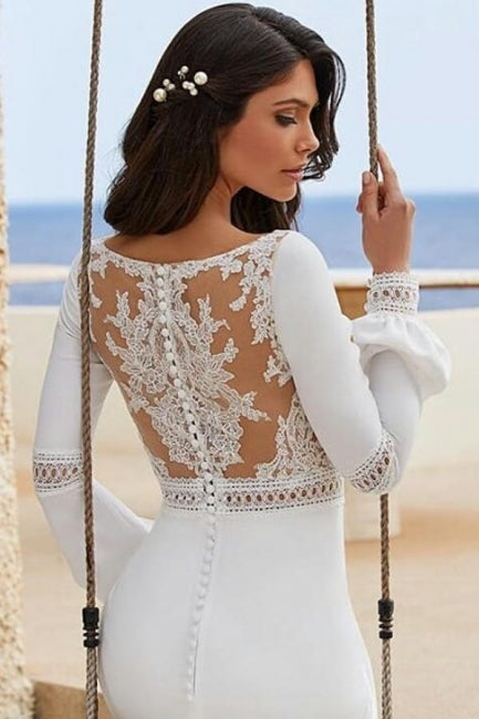 Robe de mariée blanche fourreau en satin à manches longues et appliques, ornée d'une charmante colonne