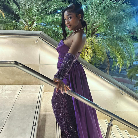 Encantador vestido de fiesta morado sin mangas, corte columna, de satén, con escote corazón y cola de lentejuelas