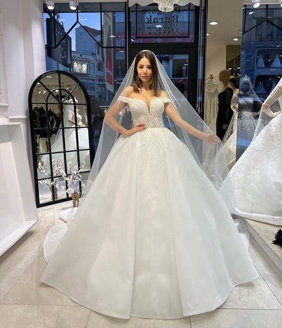 Encantador vestido de novia largo hasta el suelo, escote corazón, hombros descubiertos, corte en A, encaje y lentejuelas