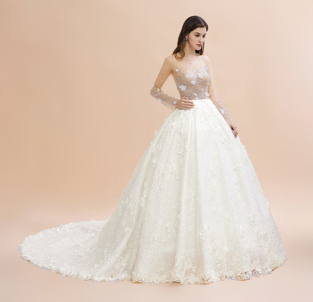 Charming Floral Lace Appliques Wedding Dress Gorgeous White Beads Bridal Gown