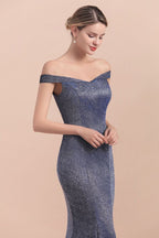 Robe de soirée longue sirène en soie brillante, charmante, épaules dénudées, coupe ajustée, idéale pour un bal de promo.