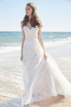 Robes de mariée longues à fines bretelles en dentelle chic pour la plage