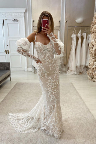 Vestido de novia elegante de sirena con apliques, tirantes y mangas