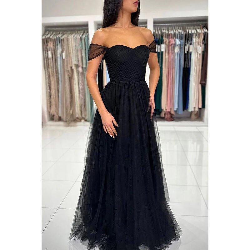 Robe de bal longue en tulle noir, chic et moderne, coupe trapèze, bretelles dénudées 
