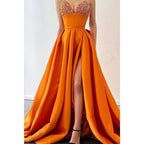 Robe de soirée longue chic et moderne, coupe trapèze, col en V, bretelles perlées, taille haute 