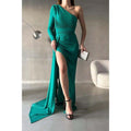 Robe de bal longue plissée à une épaule et paillettes chic et moderne avec traîne 