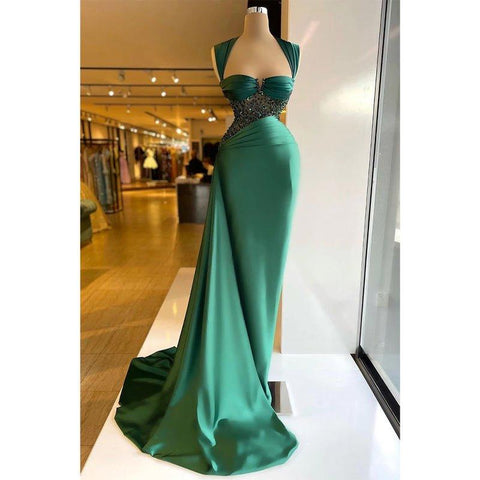 Robe de soirée chic et moderne à bretelles et plis perlés verts 