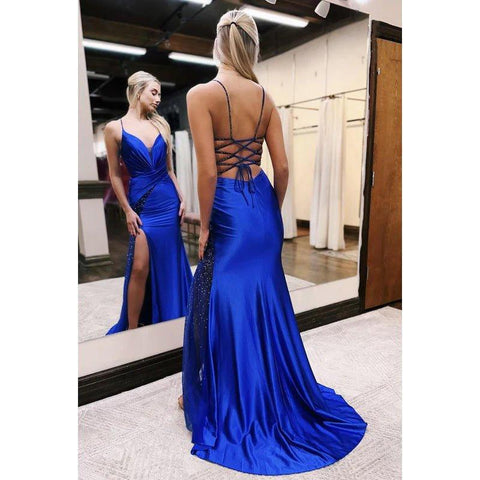 Robe de soirée chic et moderne à col en V et bretelles spaghetti avec fente