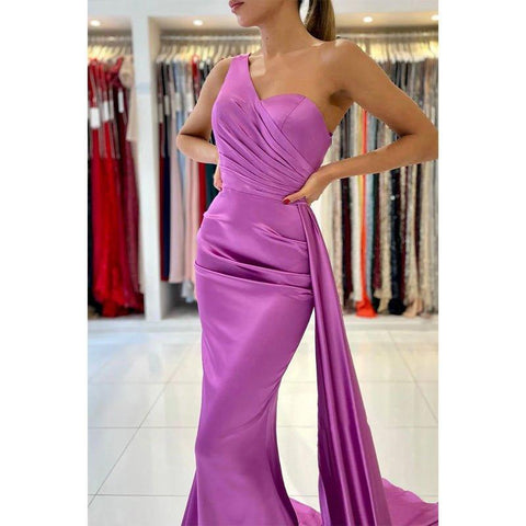 Robe de soirée sirène chic à une épaule en satin plissé