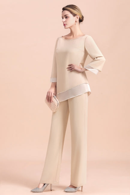 Elegante mono de gasa color champán con cuello redondo para la madre de la novia disponible online