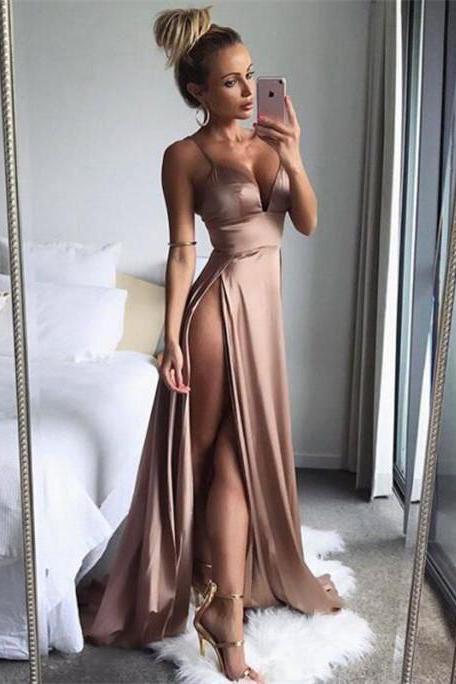 Chic Spaghetti-Straps Split Long Prom DressesWomen's Party Gowns