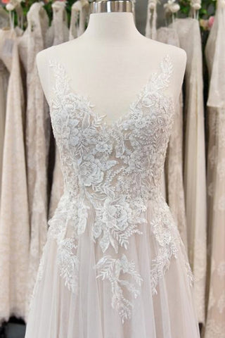 Vestido de novia de corte A con apliques de tul y escote en V elegante 