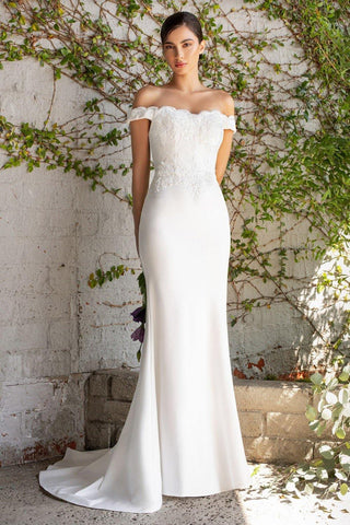 Robe de mariée longue et formelle
