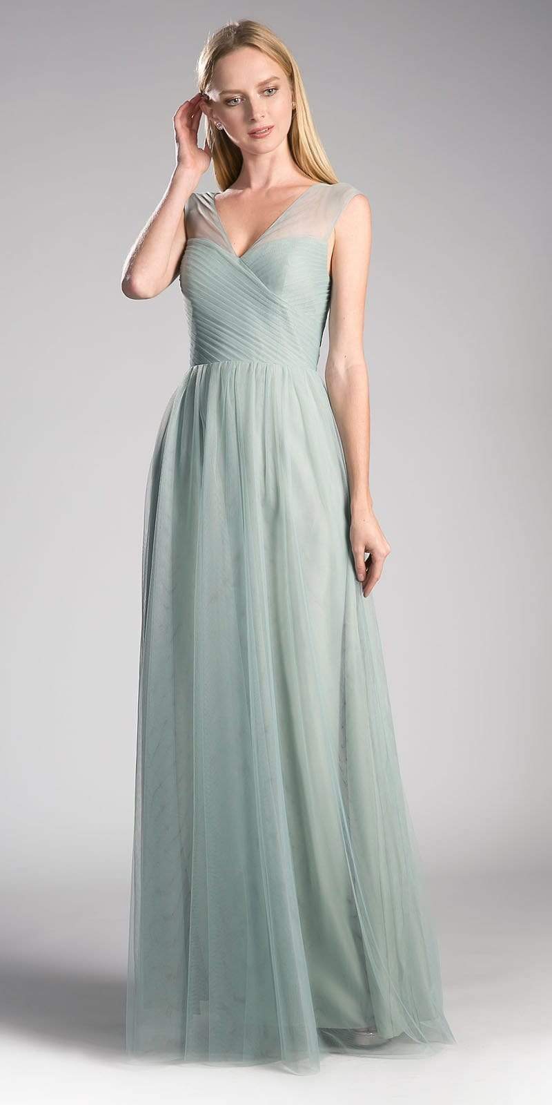 Robe trapèze sans manches à haut plissé