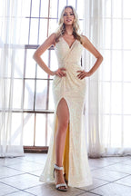 Robe de soirée longue, cintrée et sans manches