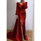 Robe de soirée classique et intemporelle à manches longues et col en V
